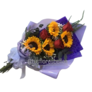 Ramo escalonado, rosas y girasoles