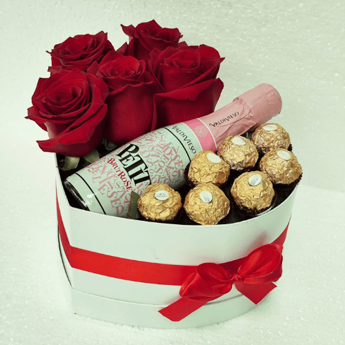 Caja corazón con espumante