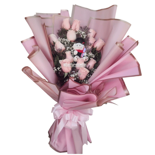 Ramo 12 Rosas rosado con llavero graduación